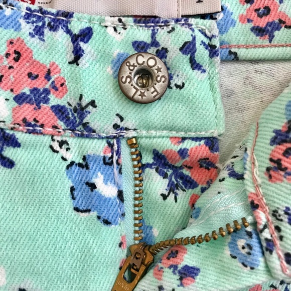 Shorty short Levi Floral Shorts - Picture 3 of 8